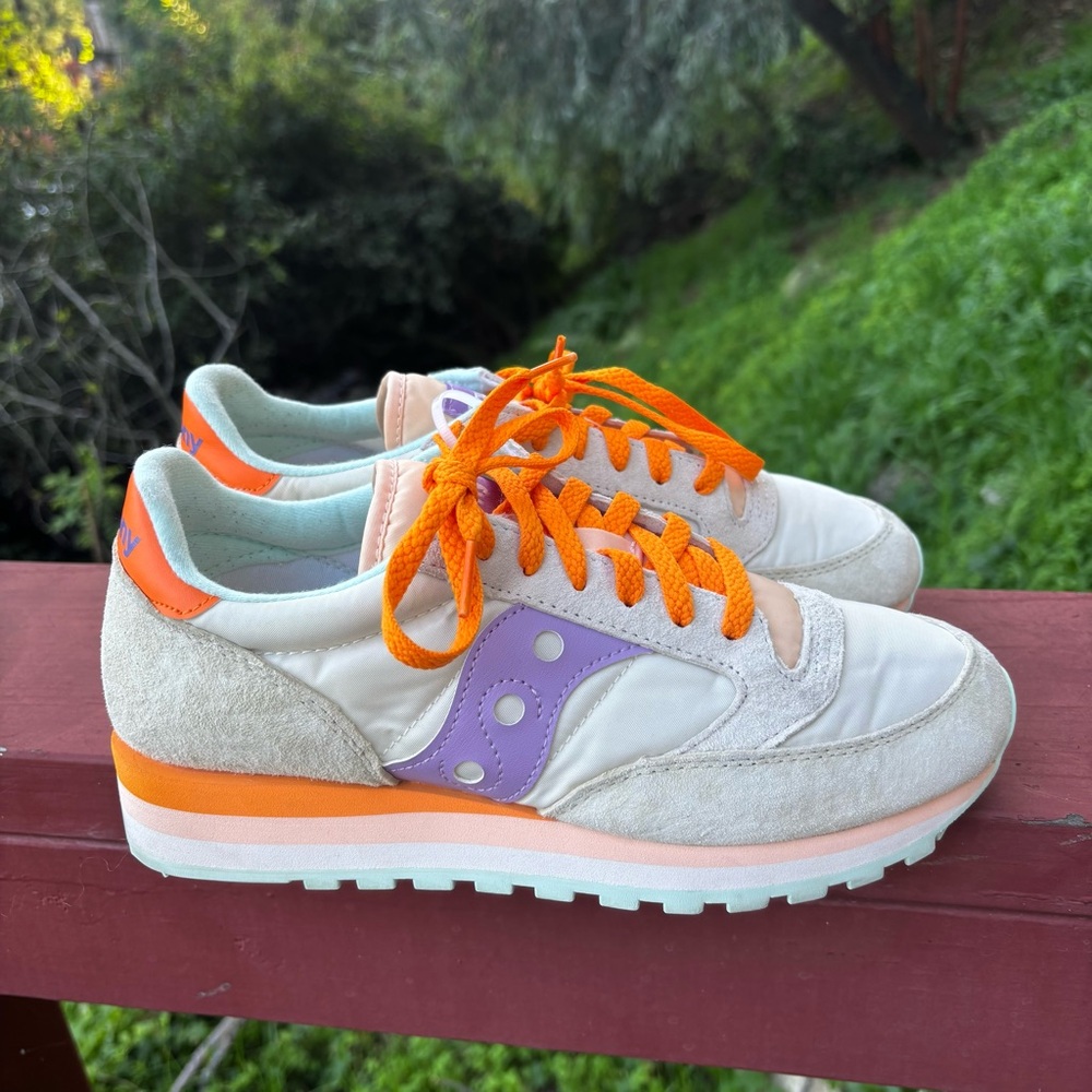 Saucony Women's Excursion Jazz Champagne Cream and Orange Sneakers